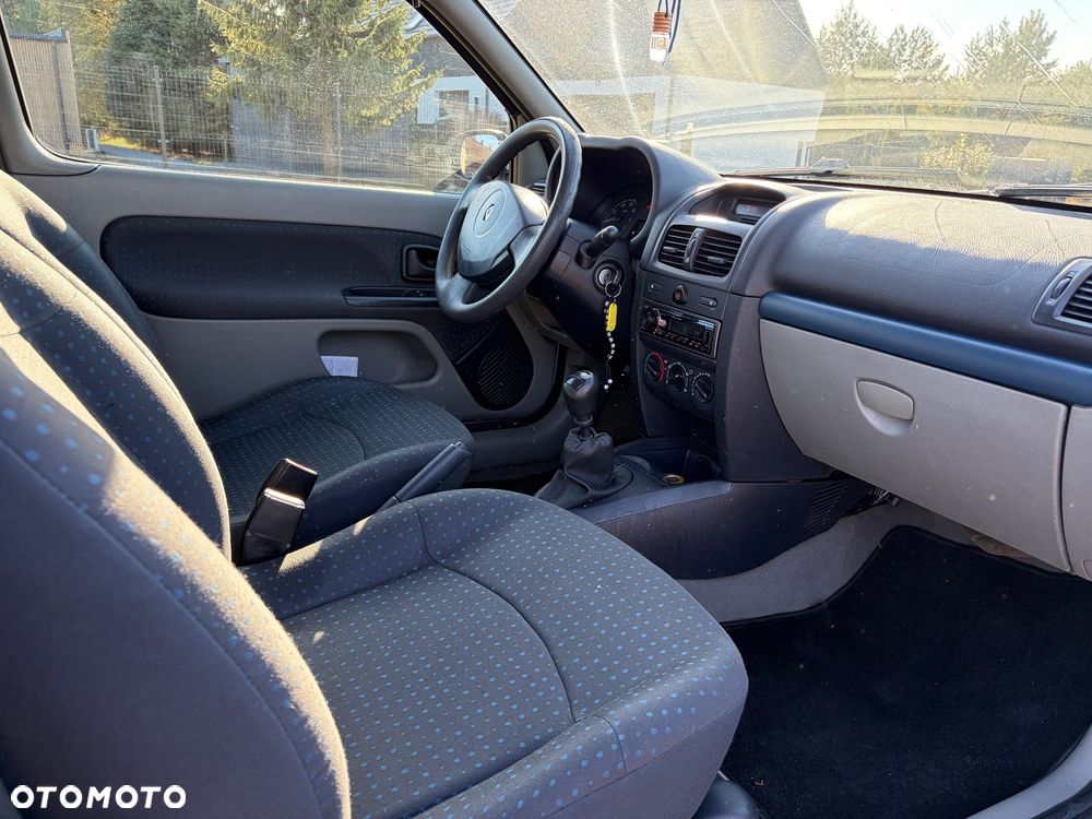 Renault Clio 1.5 dCi Privilege - 11