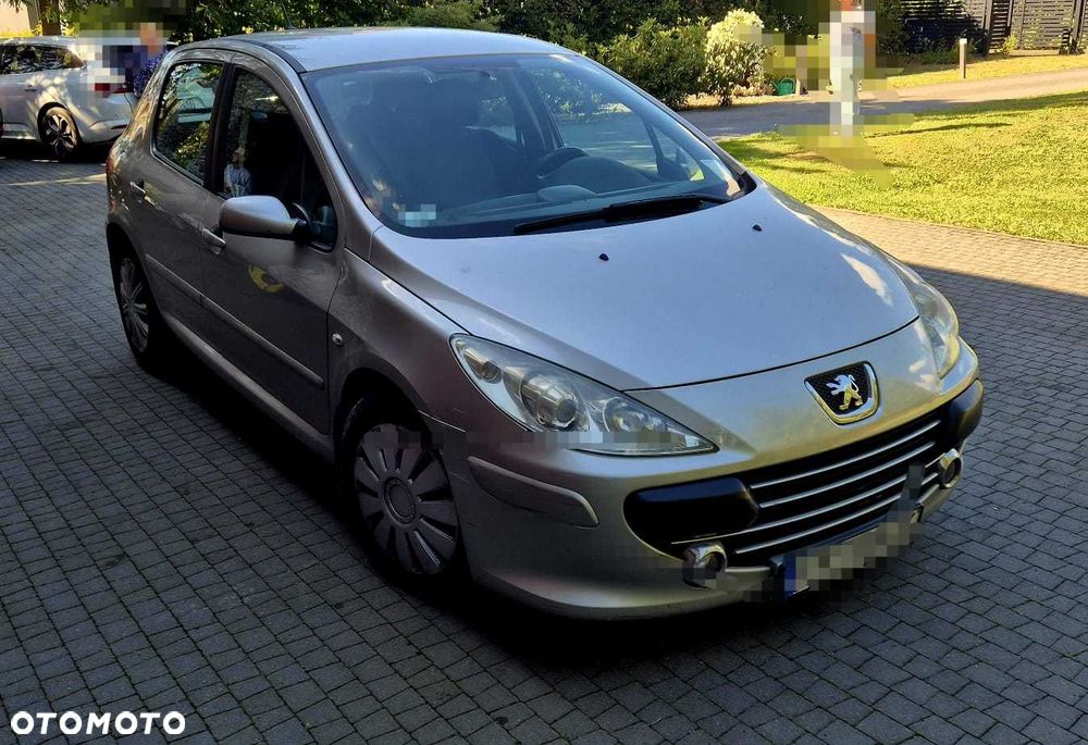 Peugeot 307 - 1