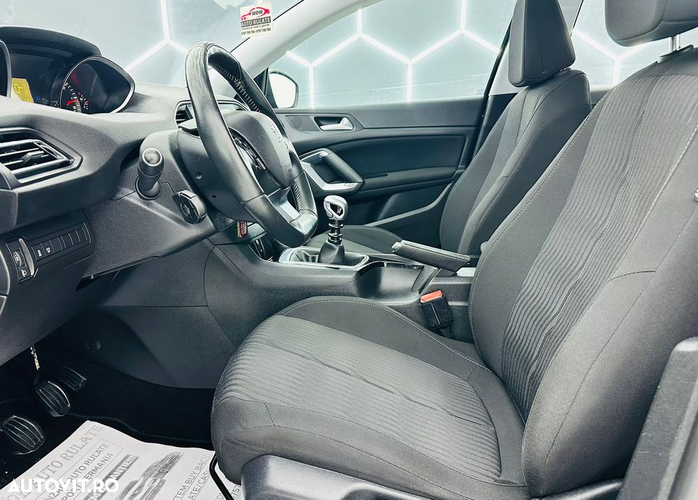 Peugeot 308 e-HDi 115 Stop & Start Active - 13