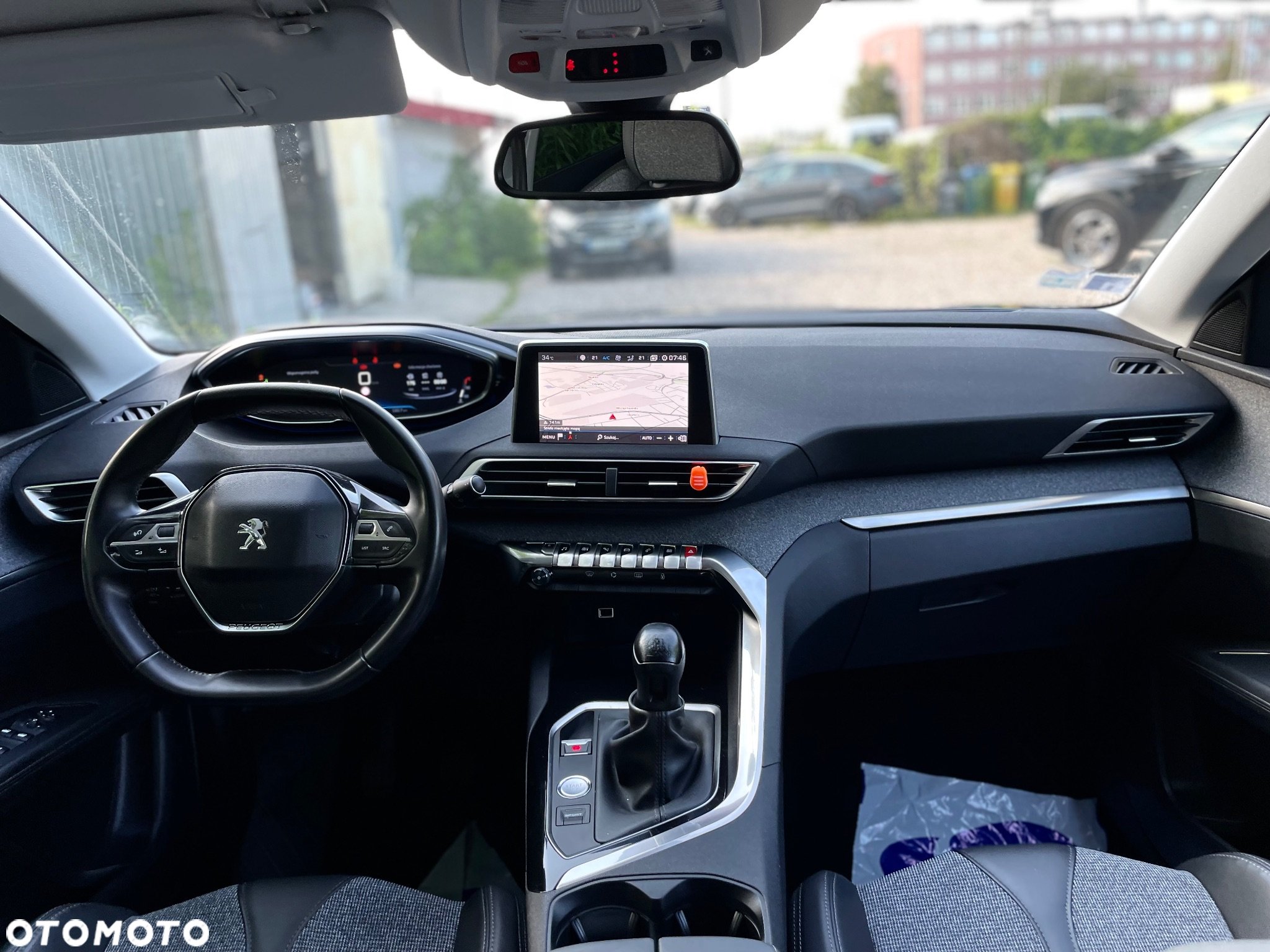 Peugeot 3008 1.6 BlueHDi Allure S&S - 12