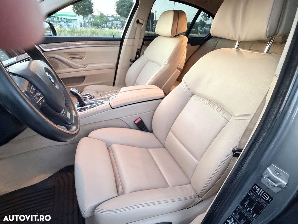 BMW Seria 5 530d xDrive AT - 23
