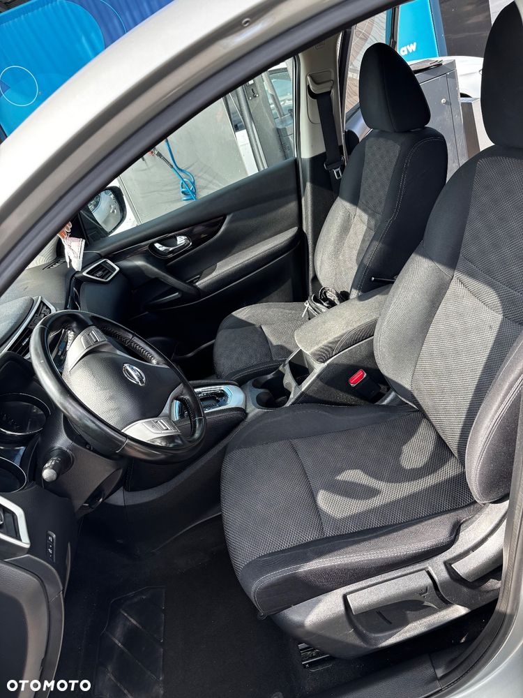 Nissan Qashqai 1.6 DCi Acenta Xtronic - 9