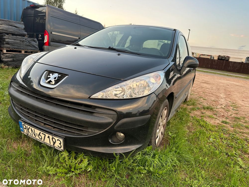 Peugeot 207 1.4 16V Trendy - 1
