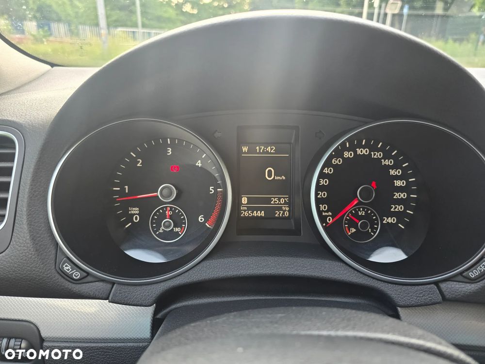 Volkswagen Golf 1.6 TDI DPF MATCH - 4