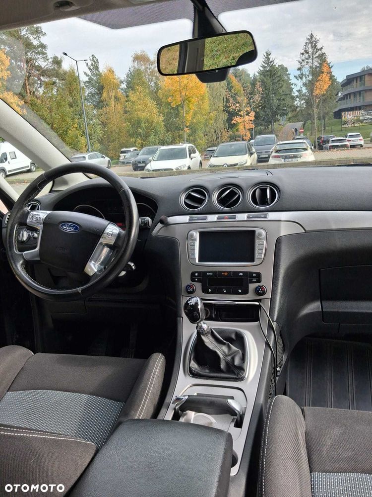 Ford S-Max 2010 photo 5