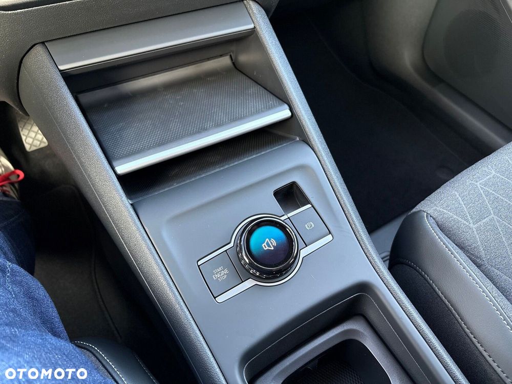 Volkswagen Tiguan - 16