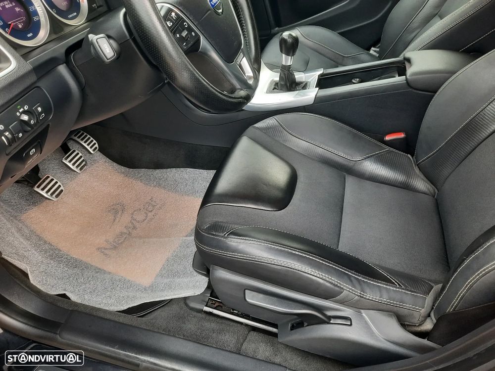 Volvo V60 1.6 D2 Drive R-Design Start/Stop - 24