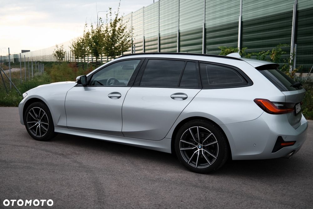 BMW Seria 3 320i Advantage sport - 5