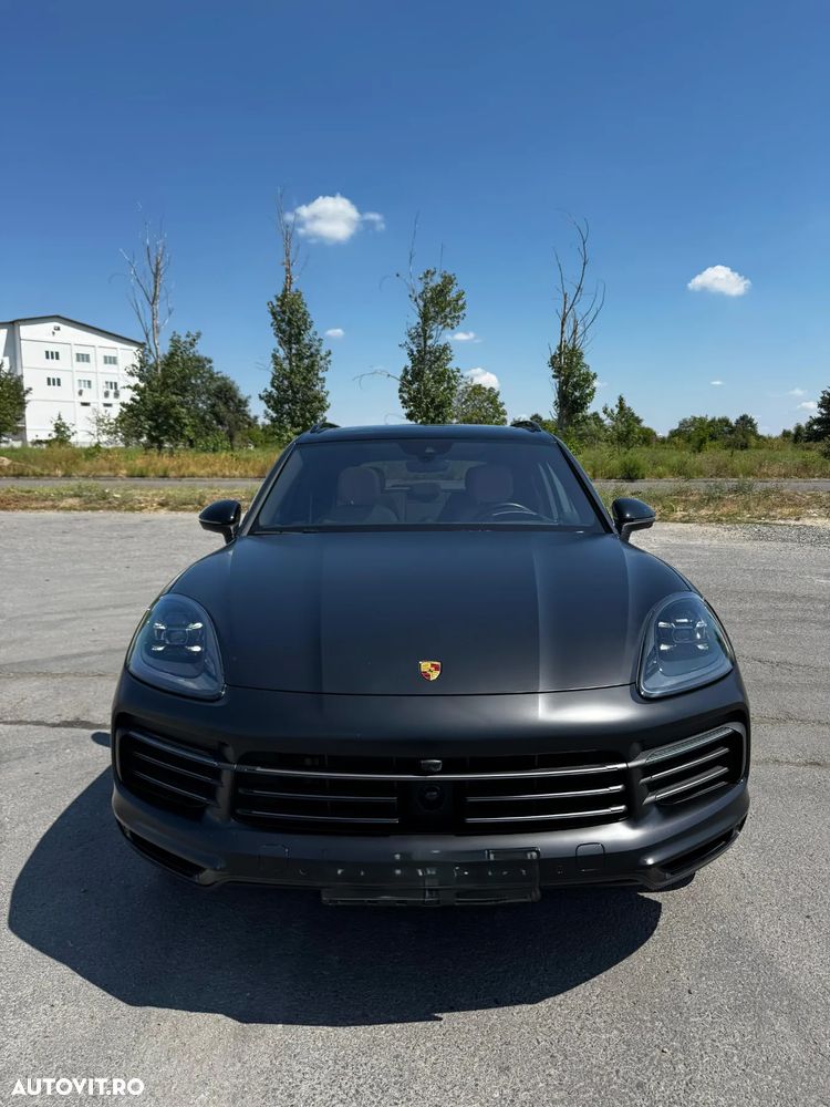 Porsche Cayenne - 3