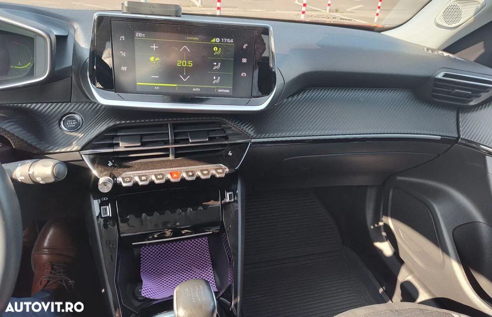 Peugeot 2008 1.5 BlueHDI BVM6 STT Allure Pack - 6