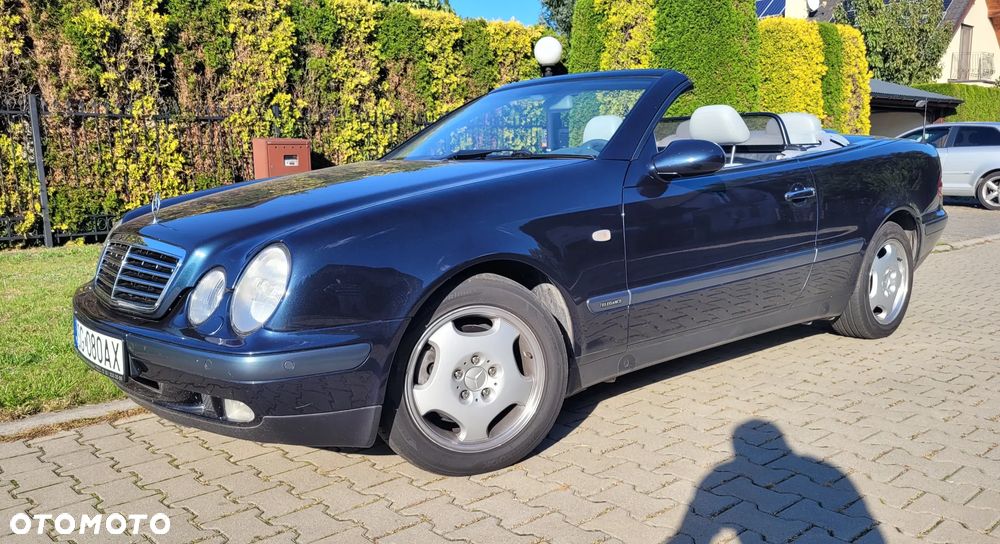 Mercedes-Benz CLK 320 - 5