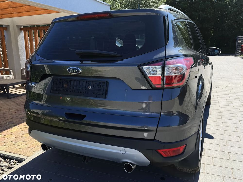 Ford Kuga 2.0 TDCi 2x4 Titanium - 5
