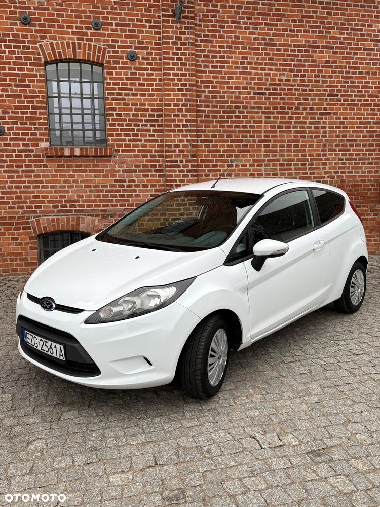 Ford Fiesta 1.25 Trend Edition - 2