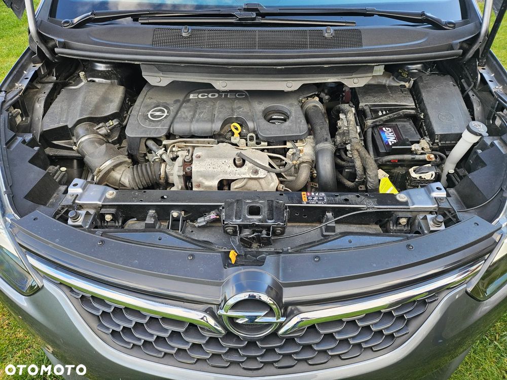 Opel Zafira 1.6 CDTI Elite S&S - 35