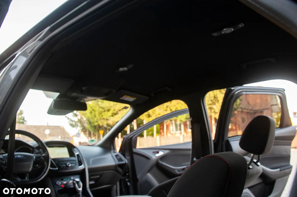 Ford Focus 2.0 TDCi ST-2 PowerShift - 27