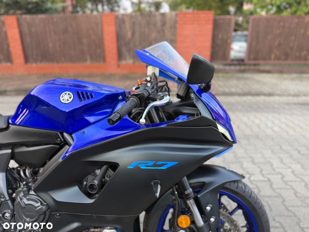 Yamaha R7 - 5