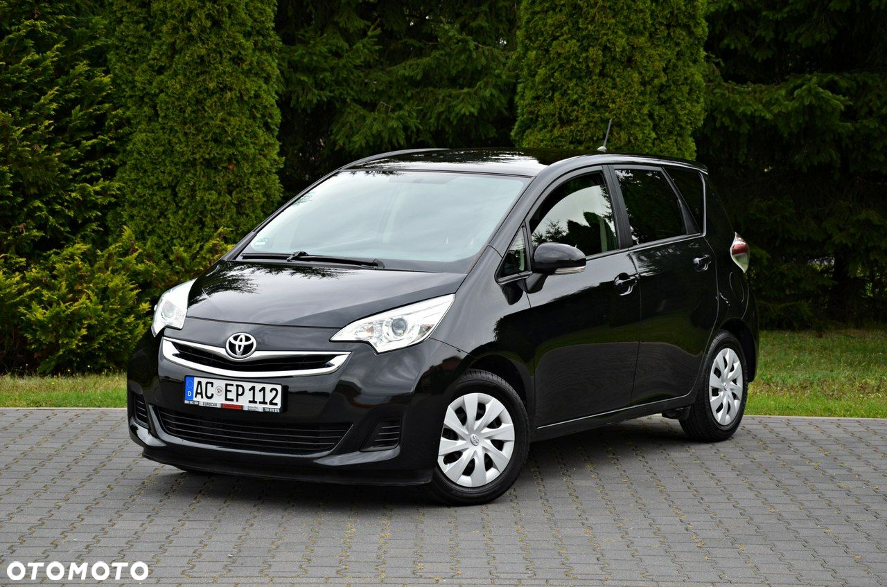 Toyota Verso S 1.33 Premium - 2