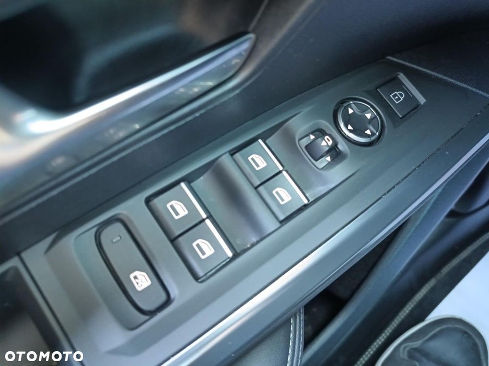 Peugeot 5008 - 28