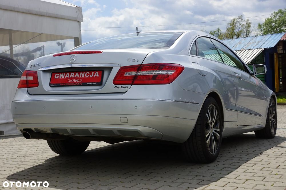 Mercedes-Benz Klasa E 220 CDI DPF BlueEFFICIENCY Automatik Avantgarde - 9