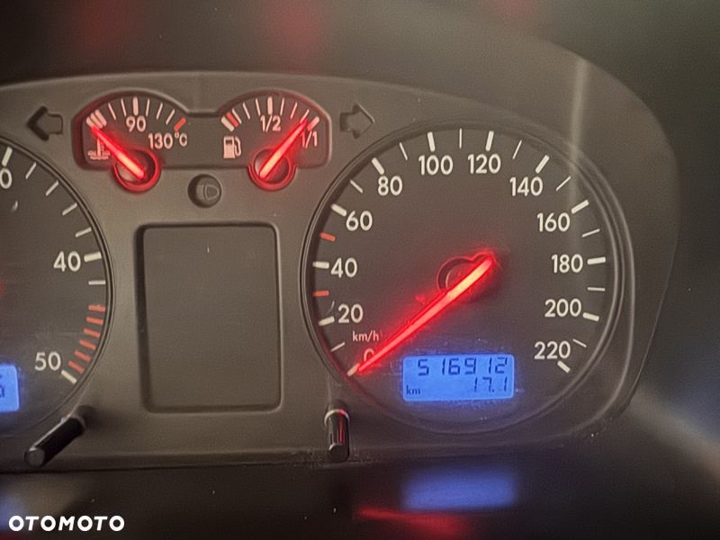 Volkswagen Transporter L - 6