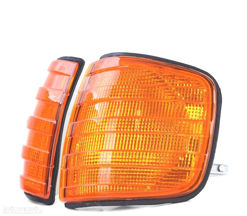 PISCAS FRONTAIS MERCEDES S-CLASS W126 79-91 LARANJA - 4