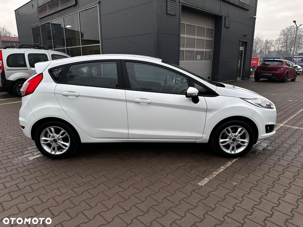 Ford Fiesta 1.25 Celebration - 10
