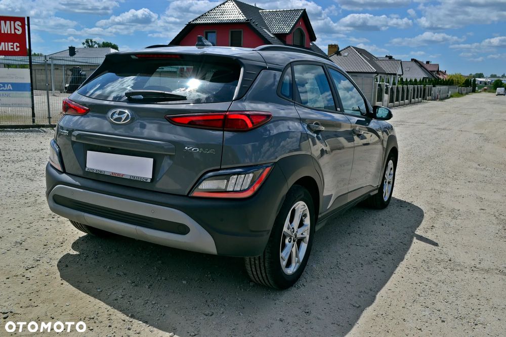 Hyundai Kona - 11