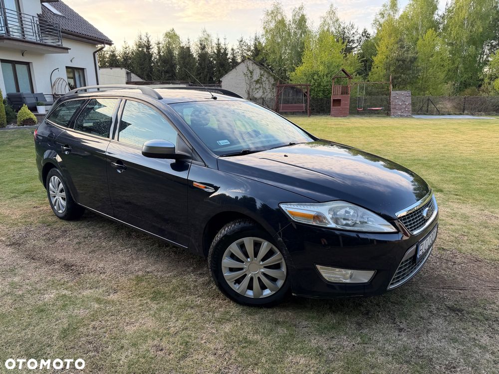 Ford Mondeo 2.0 TDCi Ambiente - 4