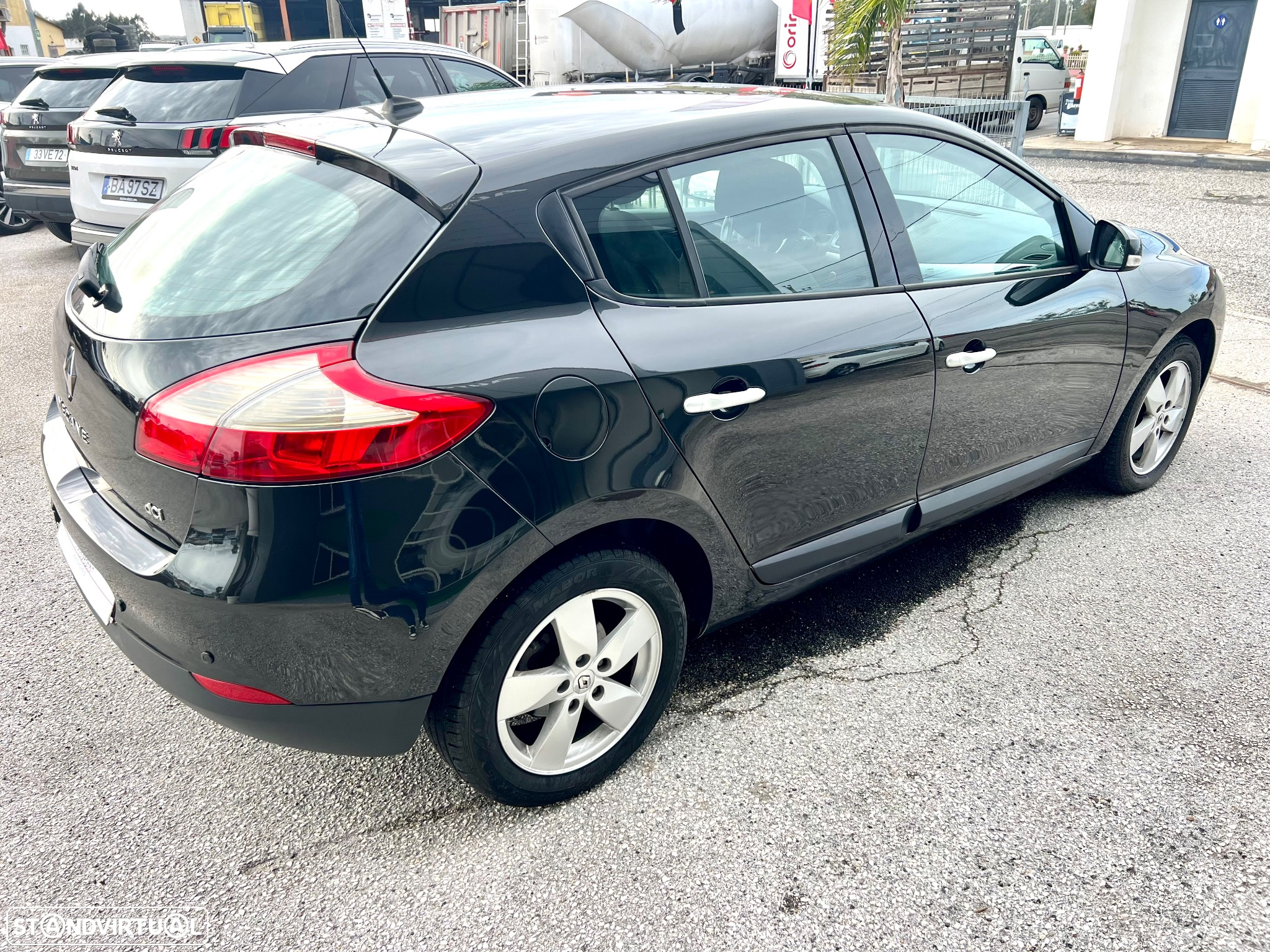 Renault Mégane 1.5 dCi Dynamique - 8