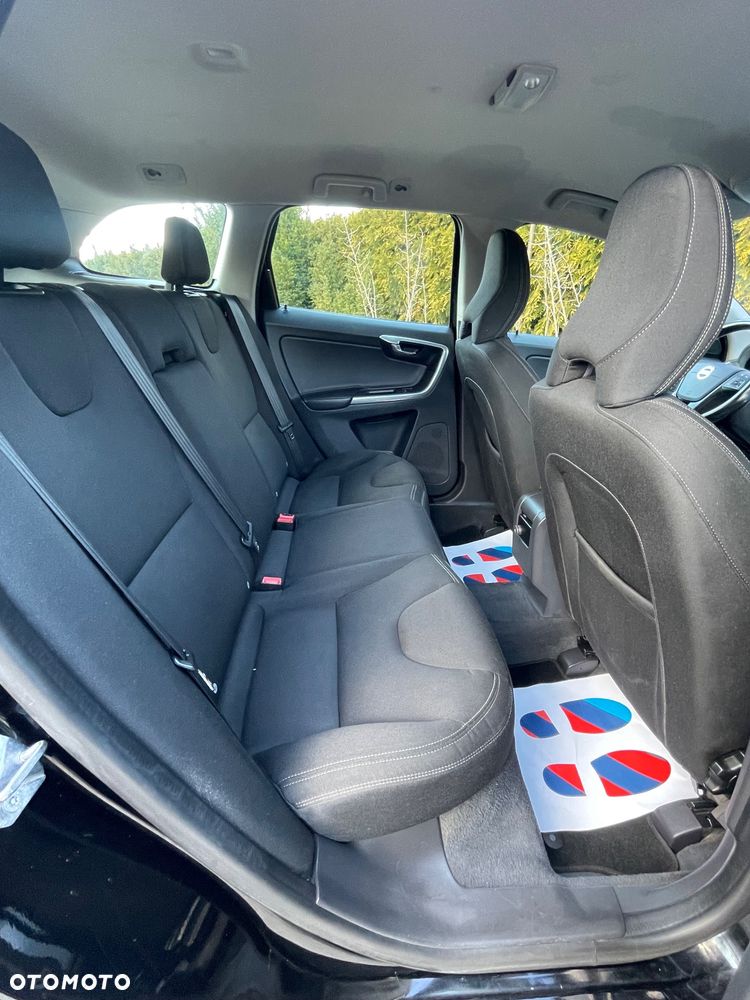 Volvo XC 60 D3 Momentum - 22