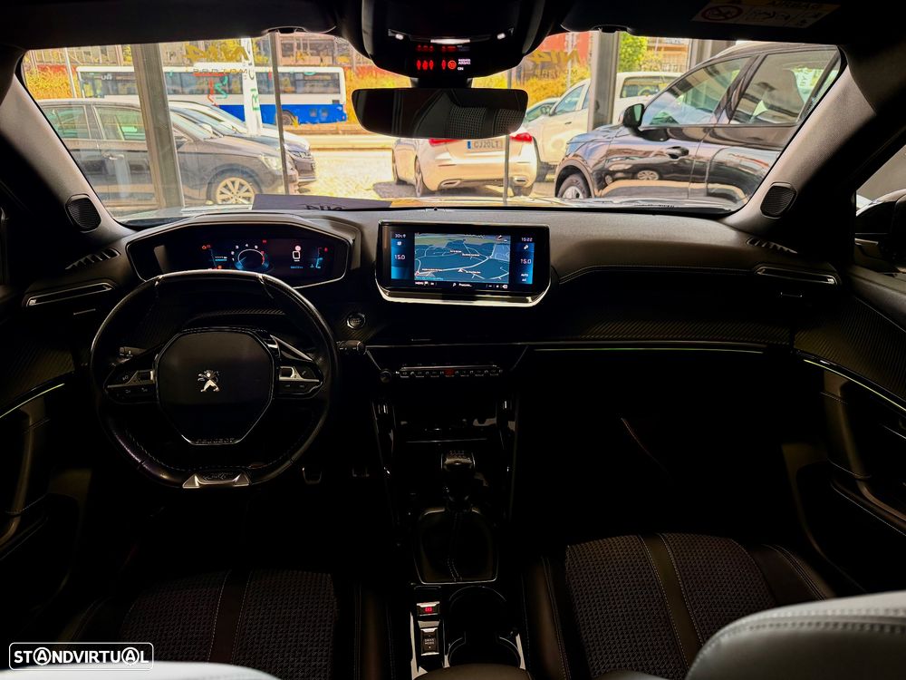 Peugeot 2008 - 17