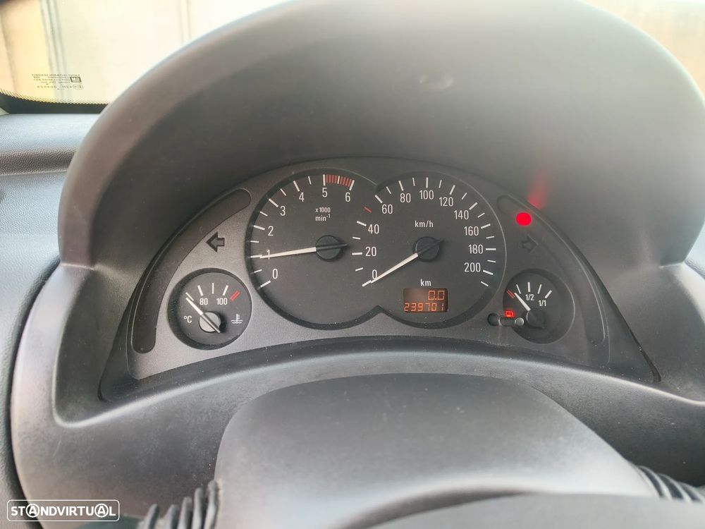Opel Corsa - 7