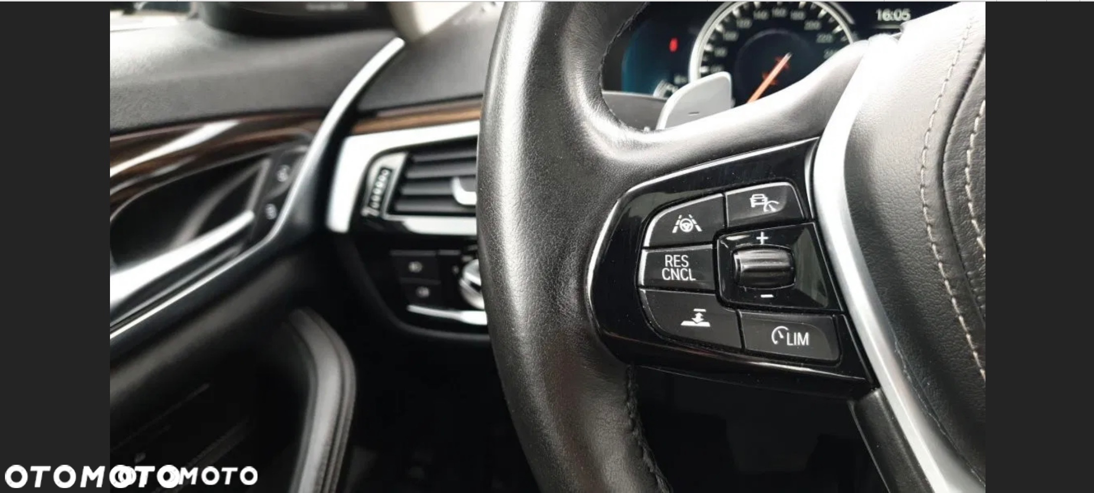 BMW Seria 5 530i xDrive Luxury Line - 10