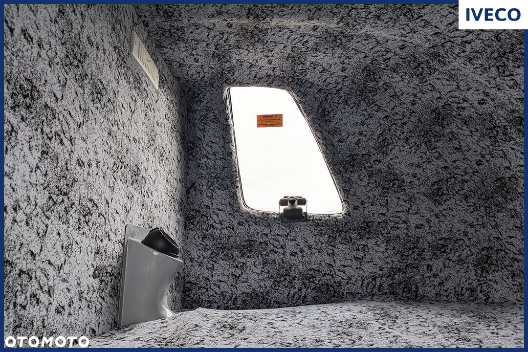 Iveco Daily 70C18 Zabudowa 15EP 180KM - 17