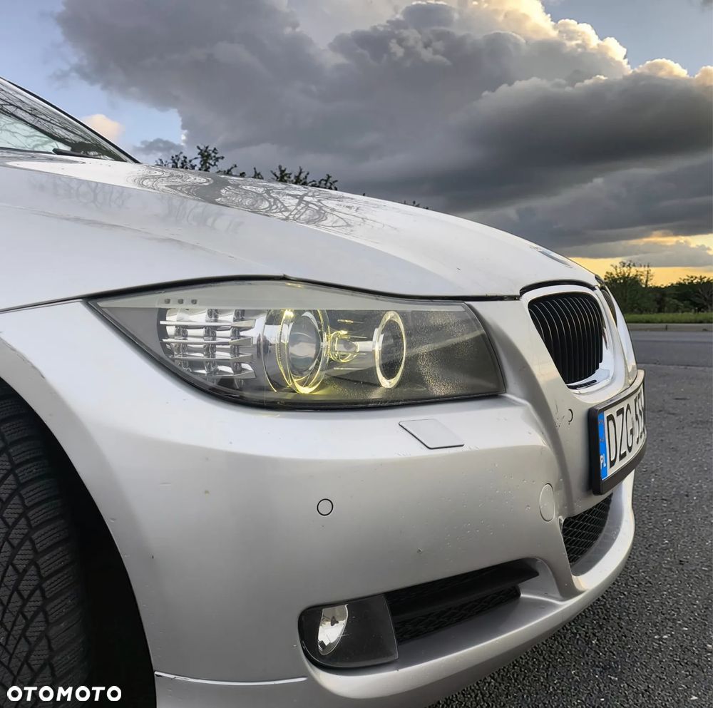 BMW Seria 3 320d - 8