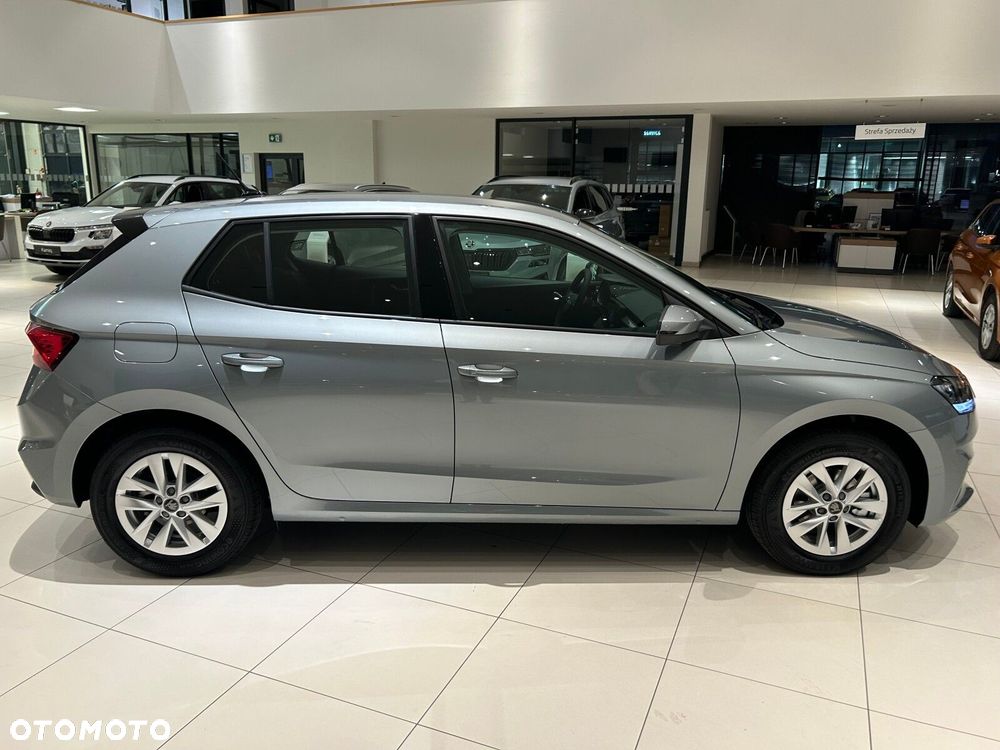Skoda Fabia - 4