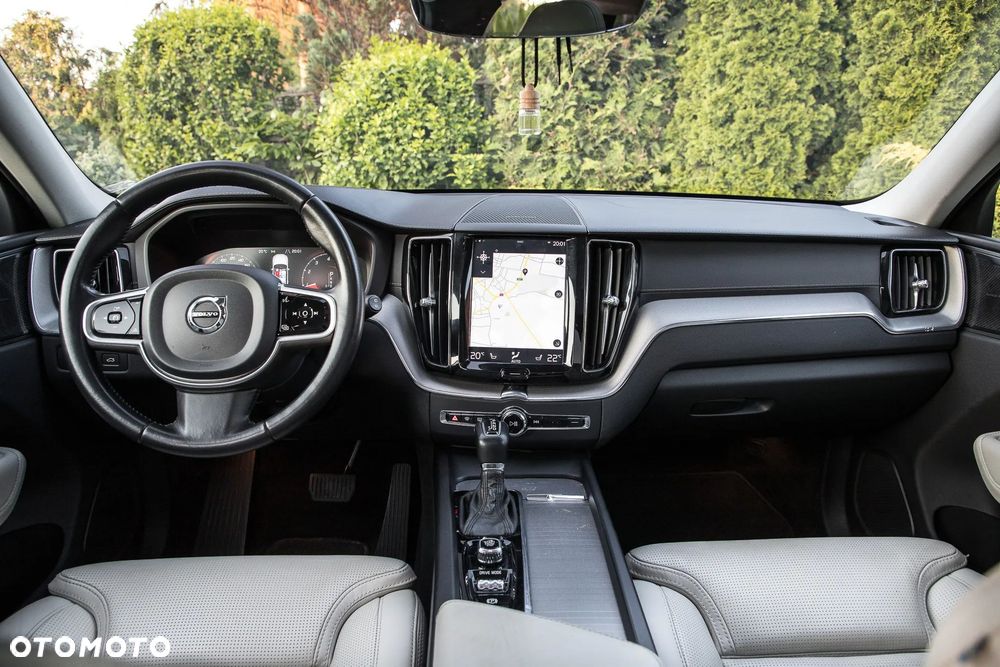 Volvo XC 60 T5 AWD Inscription - 19
