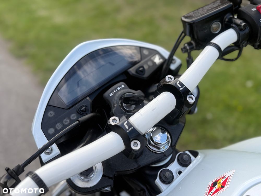 Honda Hornet - 9