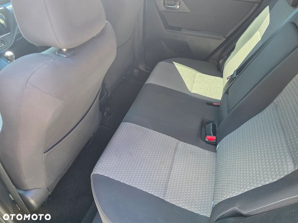 Toyota Auris 1.2 T Dynamic - 13