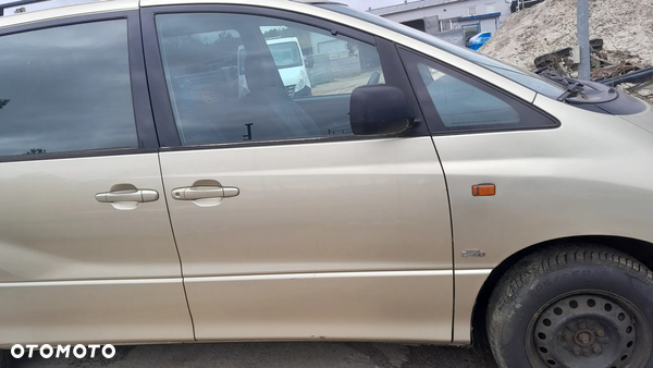 TOYOTA PREVIA II DRZWI PRAWY PRZÓD PRZEDNIE PRAWE KOMPLETNE 583 nr.PRE