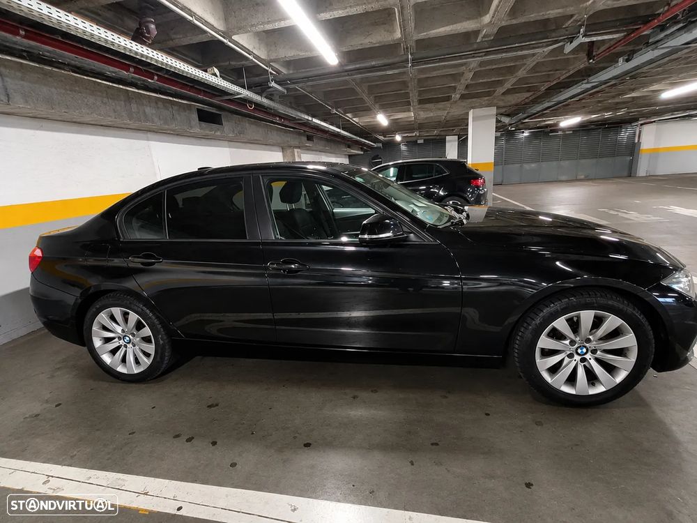 BMW 320 d Advantage Auto - 11