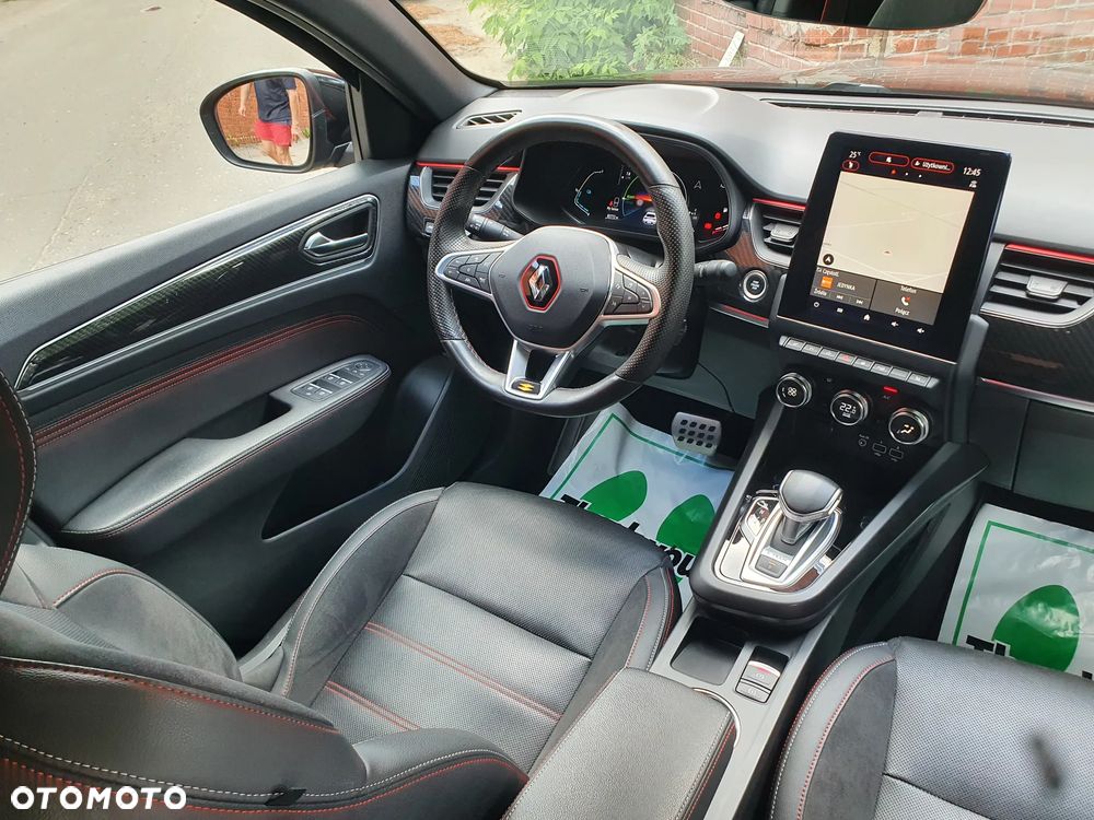 Renault Arkana E-TECH 145 R.S.LINE - 11
