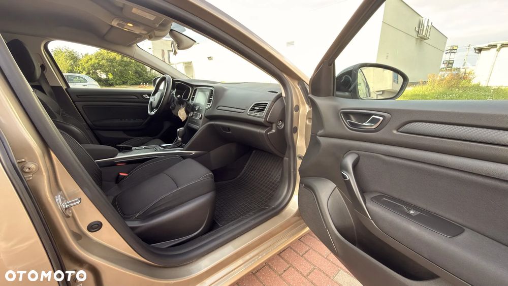 Renault Megane 1.2 Energy TCe Intens EDC - 8