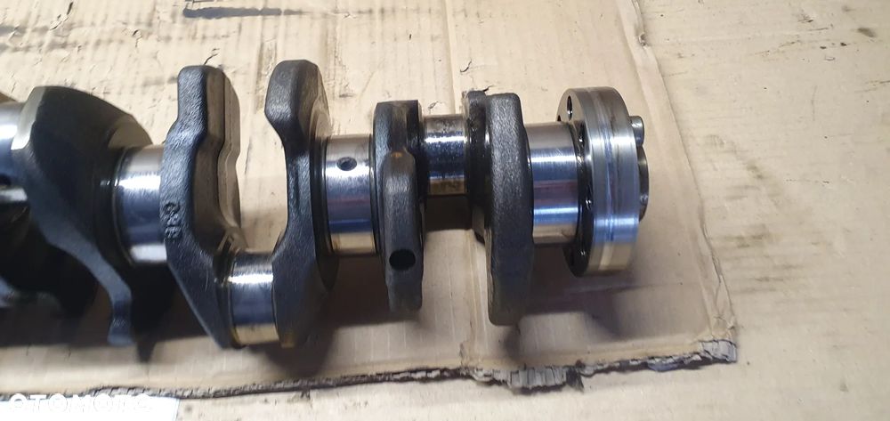 Wał korbowy silnika nominalny BMW 3 E90 E91 3.0D 7792608 - 4