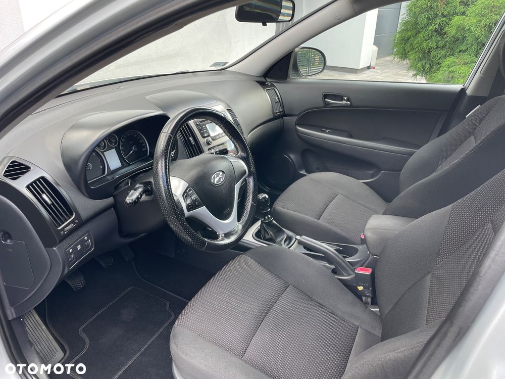 Hyundai i30 1.6 Comfort - 5