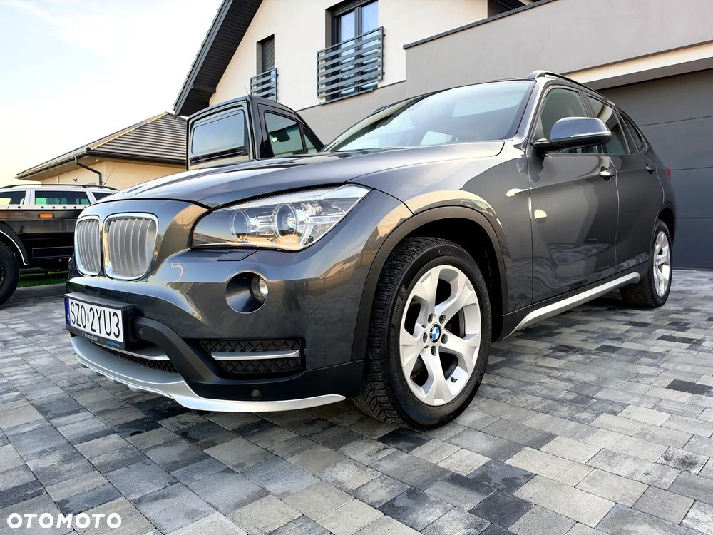 BMW X1 sDrive18d xLine - 25