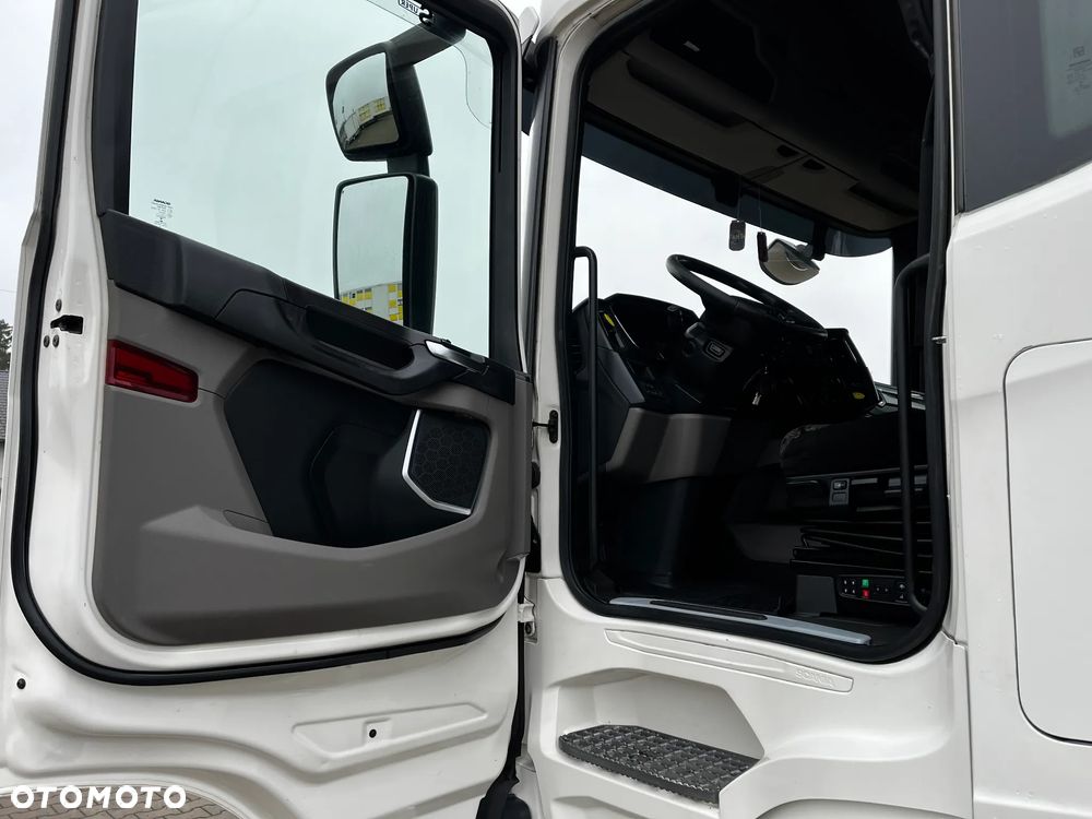 Scania R450 CAŁA NA PODUSZKACH FULL LED SERWISOWANA LODÓWKA DWA ZBIORNIKI PALIWA - 12