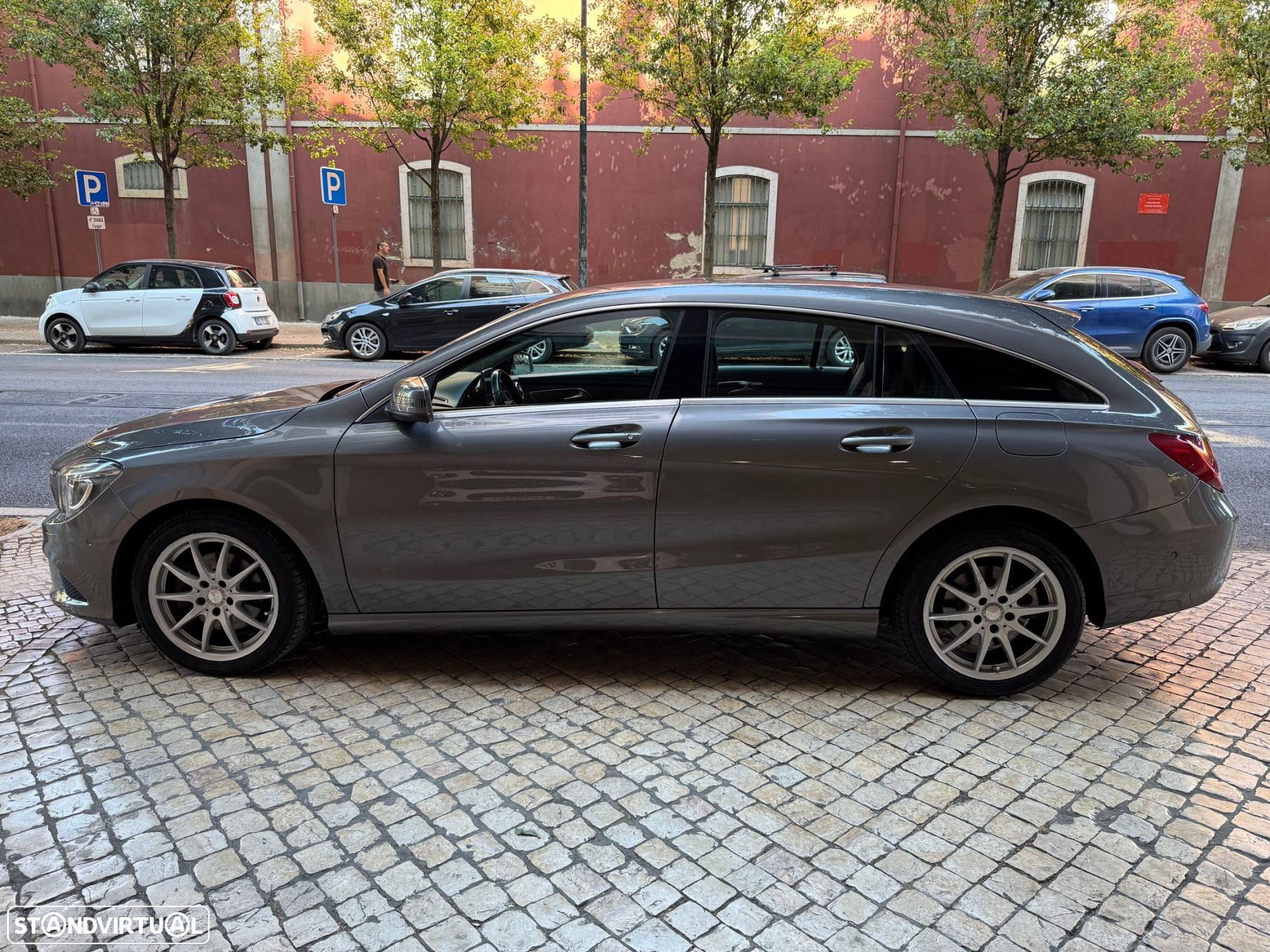 Mercedes-Benz CLA 180 d Shooting Brake - 6