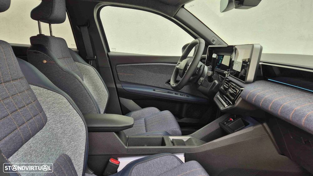 Renault 4 E-Tech 52 kWh Techno Autonomia Conforto - 16