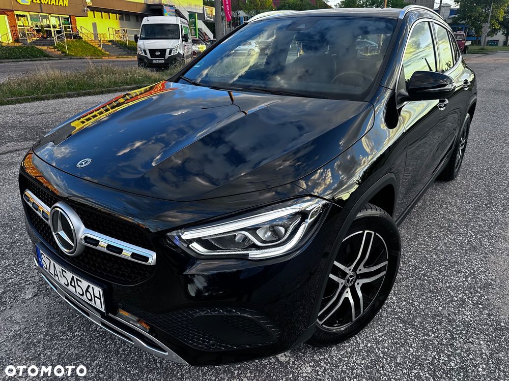 Mercedes-Benz GLA 200 d 8G-DCT - 2